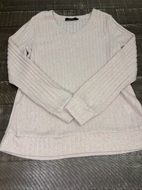 Soft Ribbed V-Neck Sweater - Light Pink